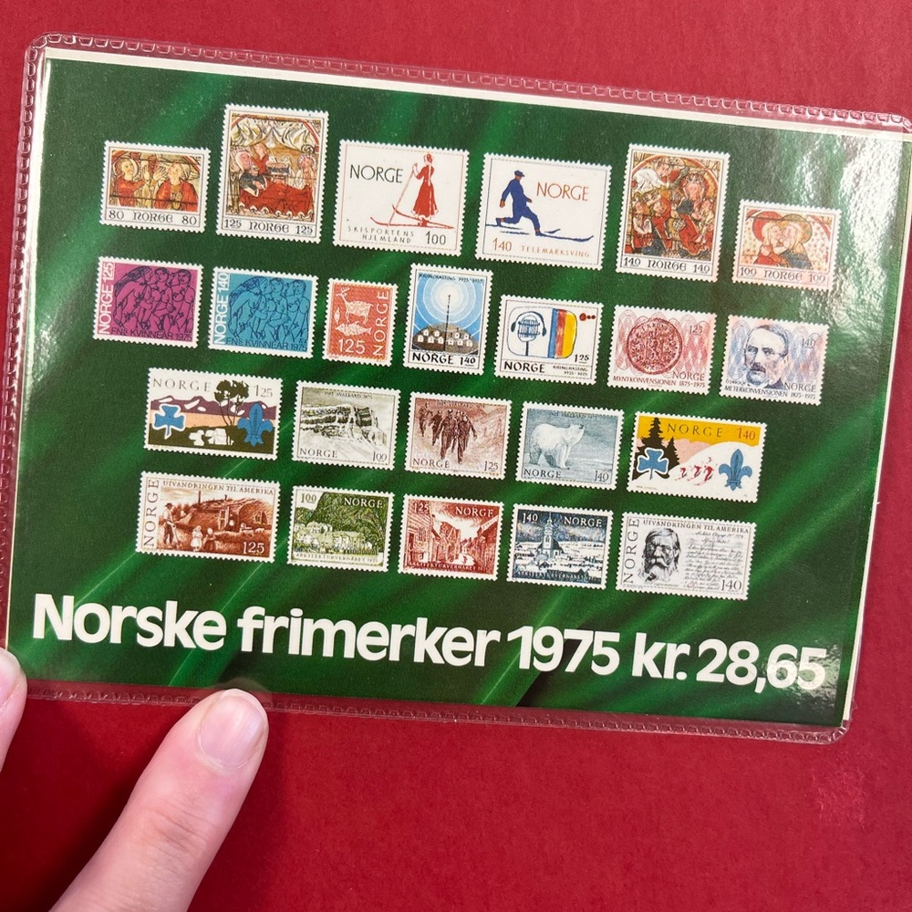Vintage Norwegian Stamp Collection from 1975 New, Unused - Picture 3 of 3